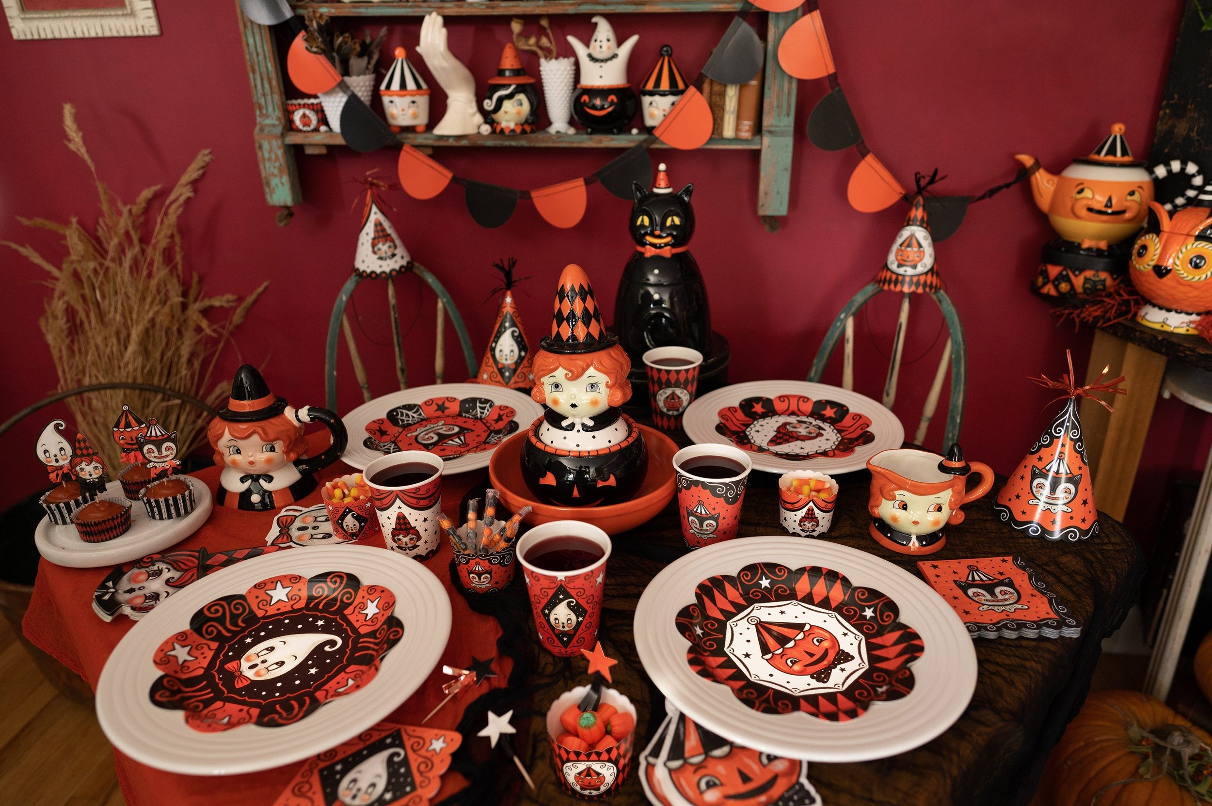 Johanna Parker Halloween Witch Paper Party Plates
