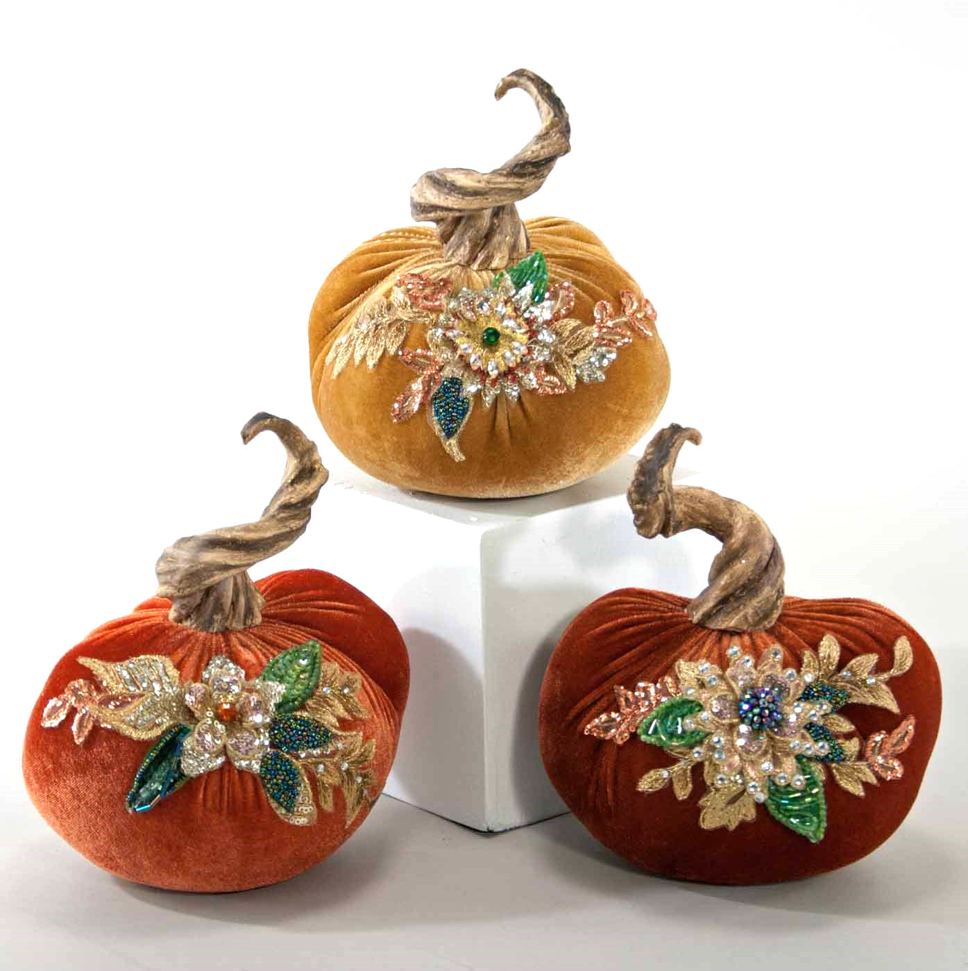 Spice Traditions Velvet Pumpkins
