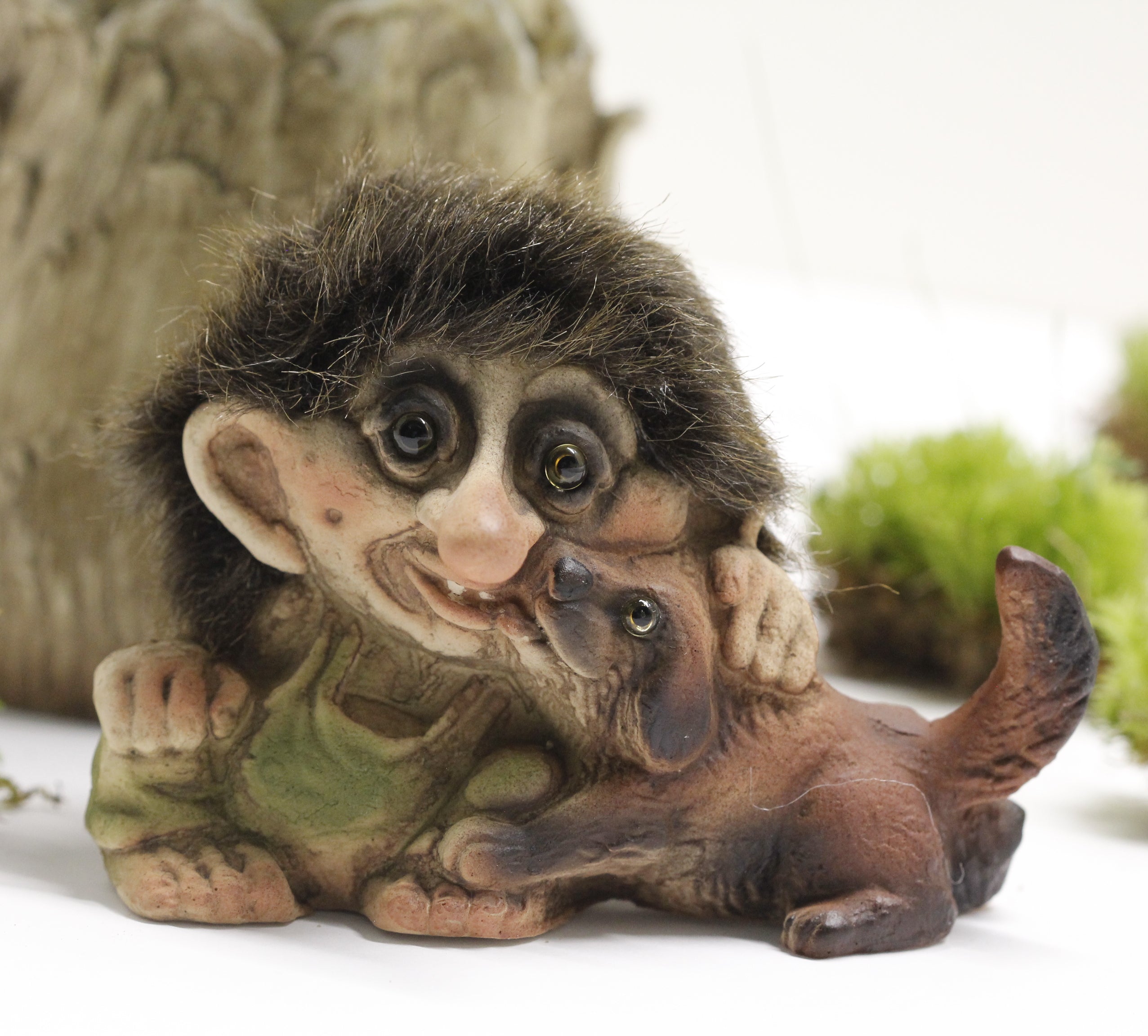 Troll's Best Friend